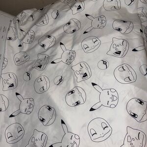 Northwest Black and White Character Bedding Set